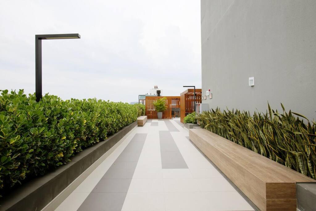Apto Frente Parque Com Vista E Piscina Porto Alegre Eksteriør bilde
